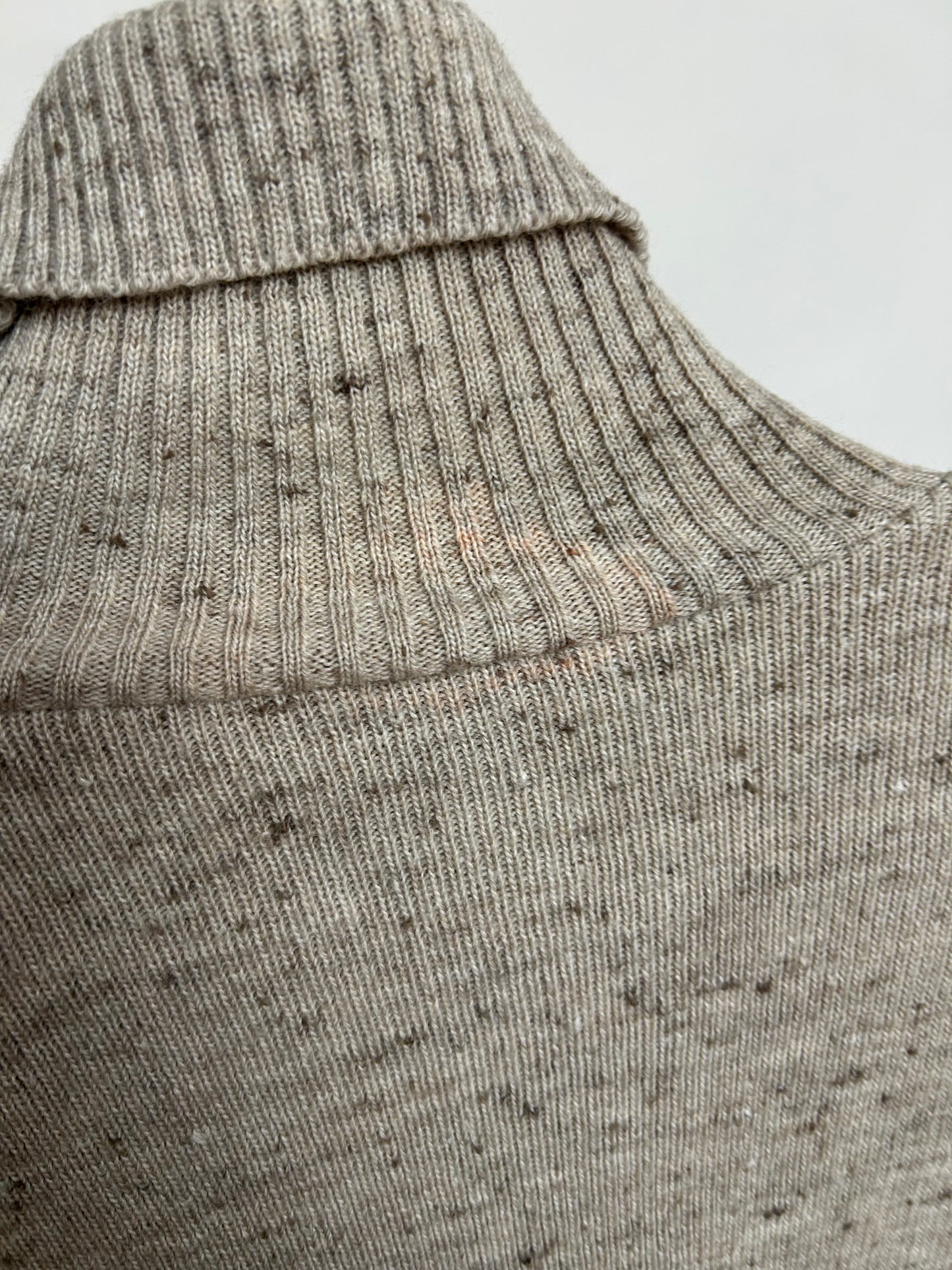 Pull Col Roulé Beige