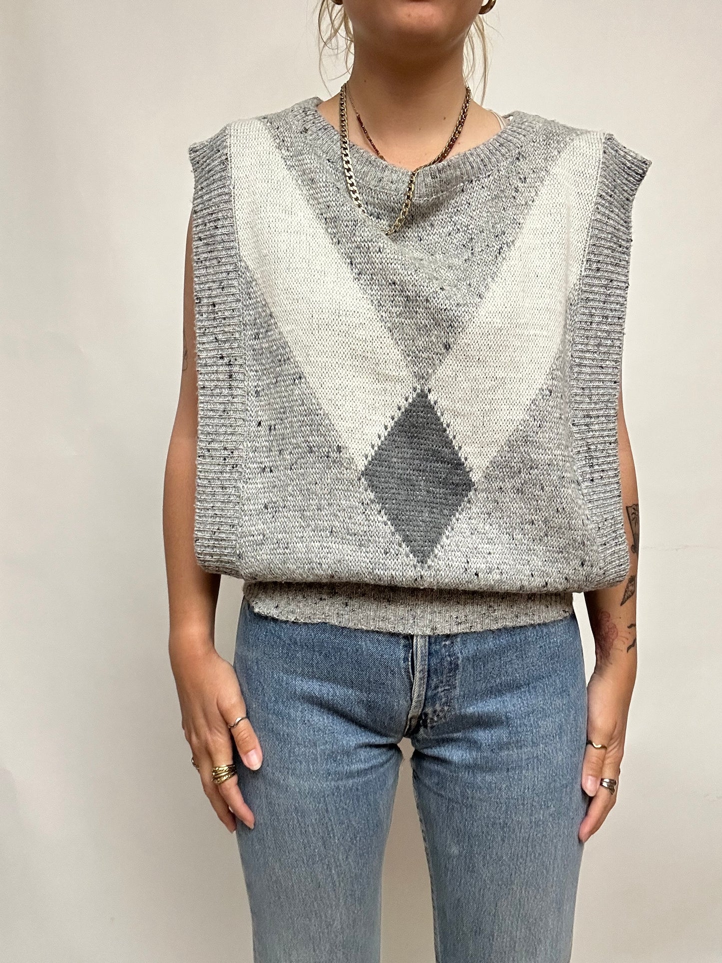 Pull sans manches gris