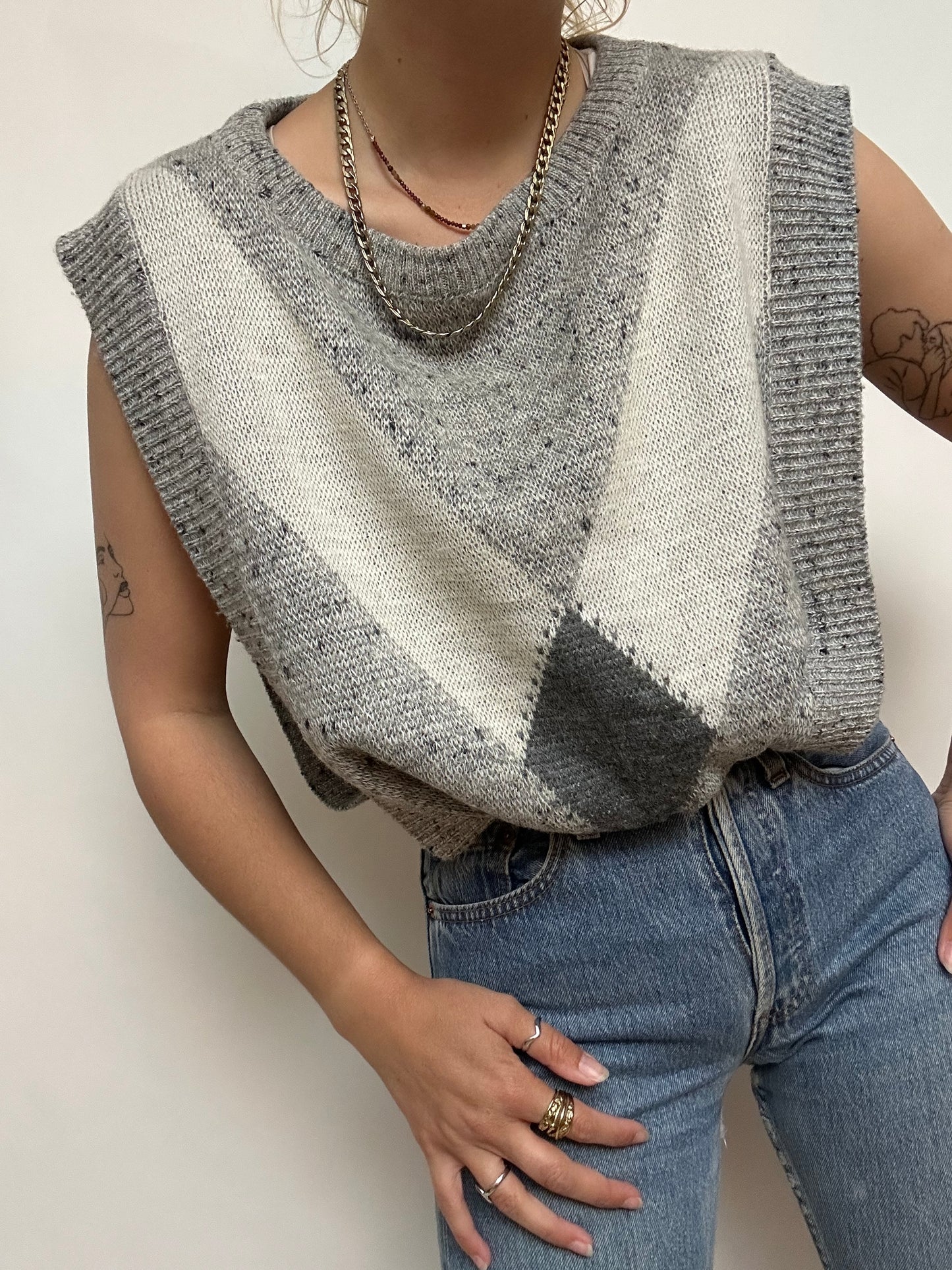 Pull sans manches gris