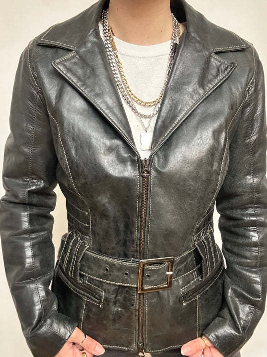 Veste cuir patiné ceinturée